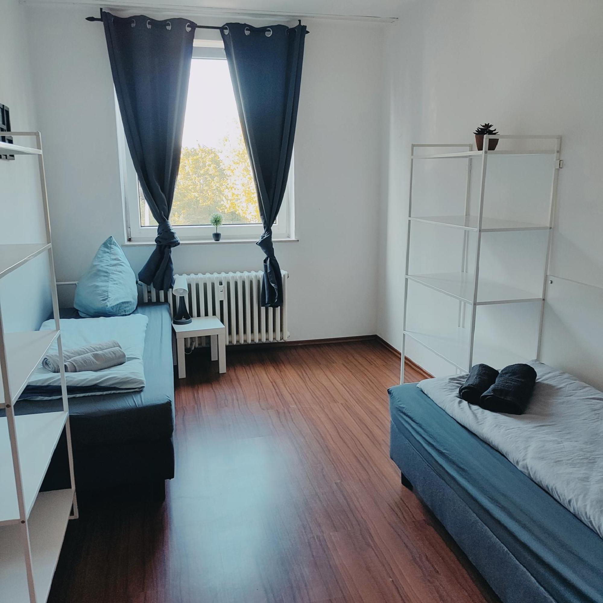 Ferienwohnung Monteurwohnung Messewohnung Duisburg Sued Grenze Duesseldorf 6 Personen ภายนอก รูปภาพ