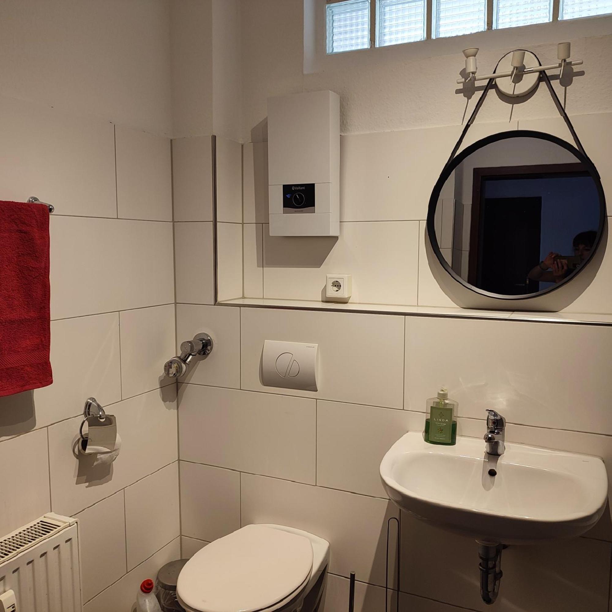 Ferienwohnung Monteurwohnung Messewohnung Duisburg Sued Grenze Duesseldorf 6 Personen ภายนอก รูปภาพ
